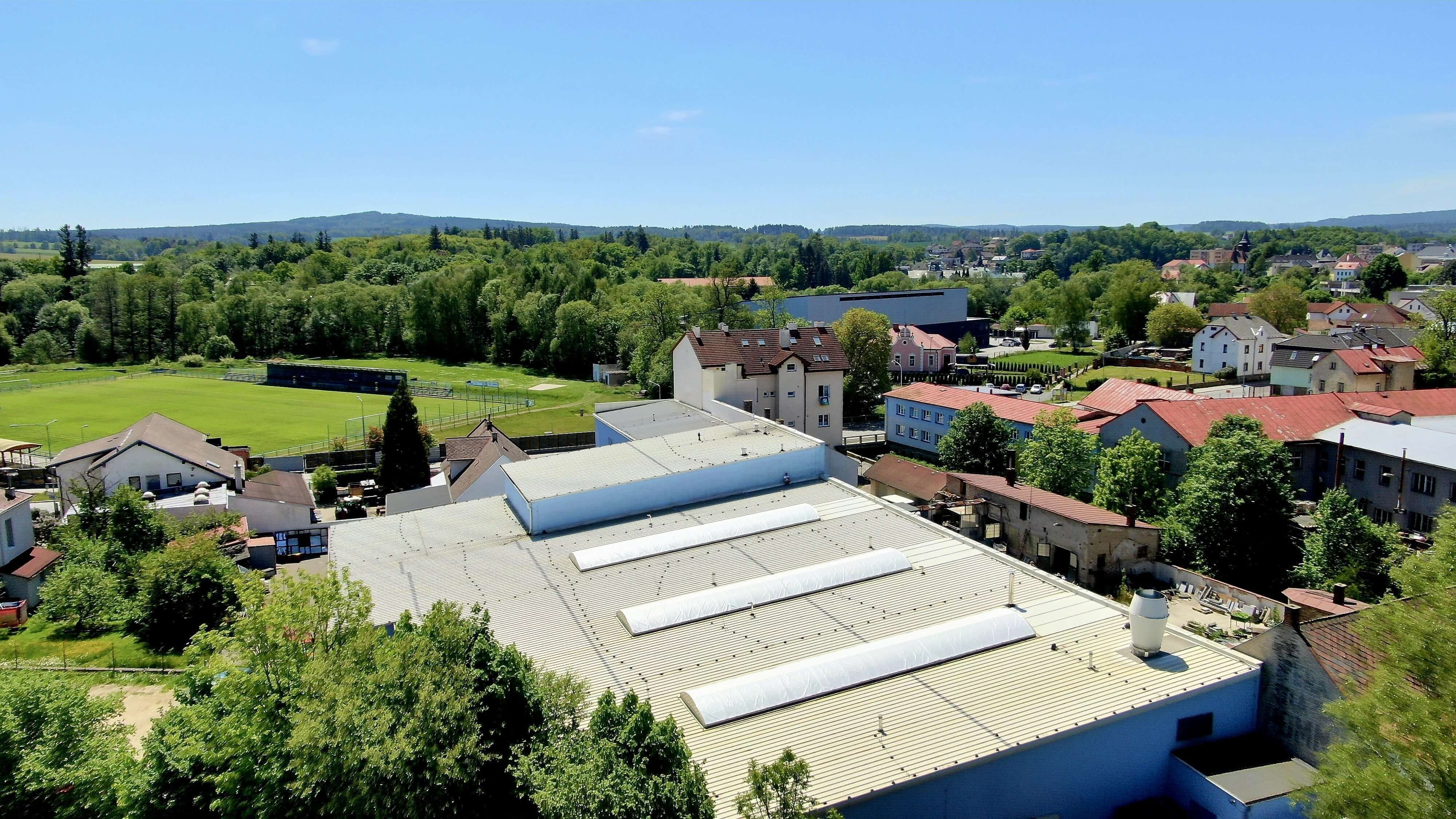 SNIZENI-TEPLOTY-VE-VUROBNI-HALE_1